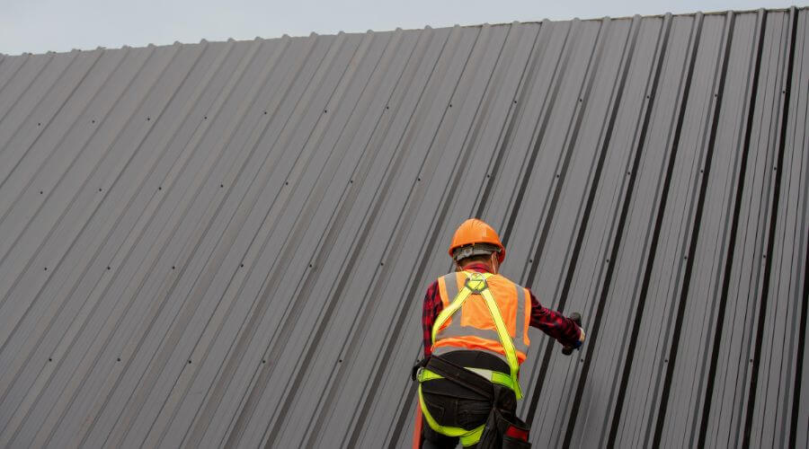 Professional residential roofers in Plymouth, IL